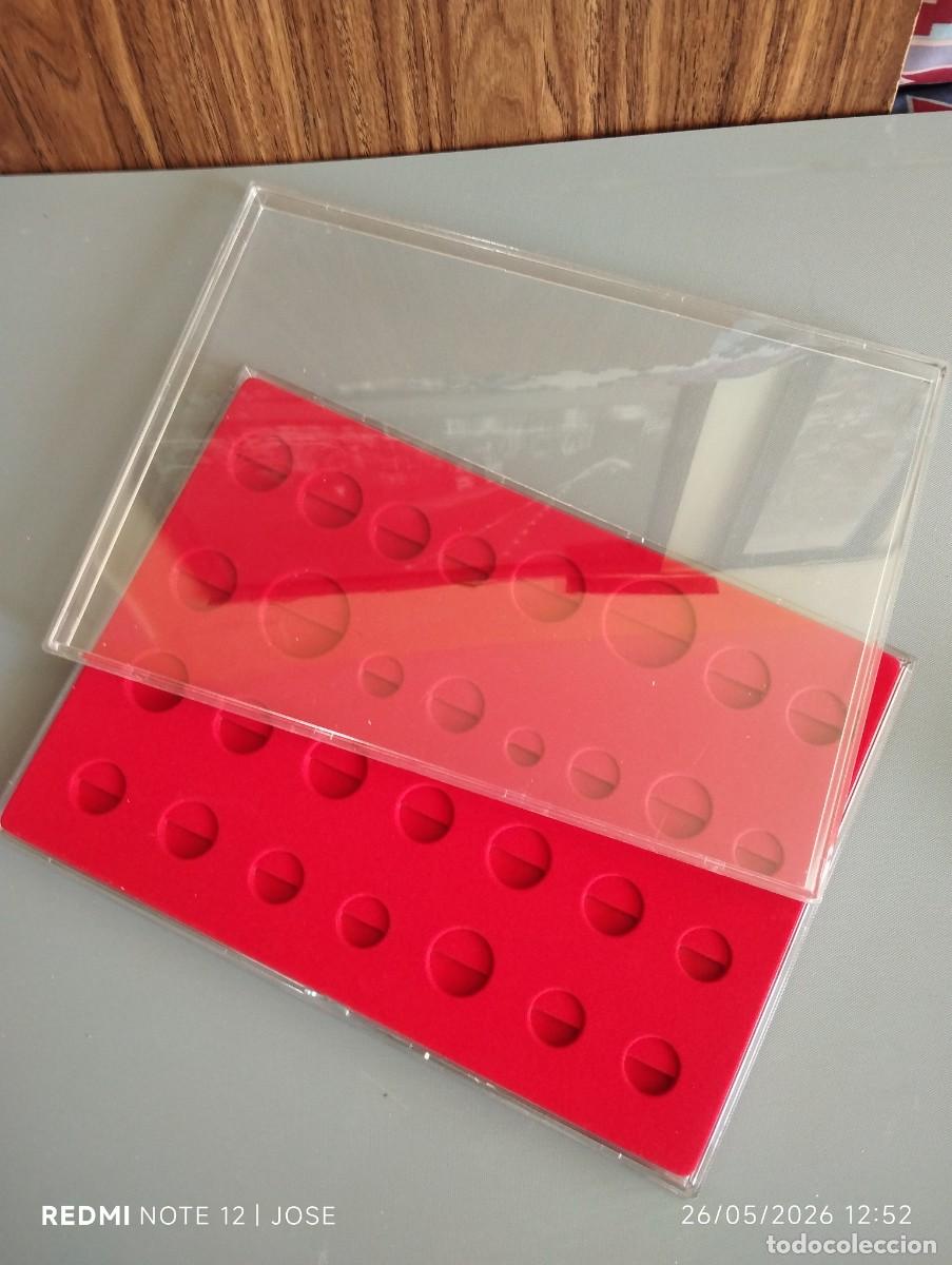 Cajas y cajitas met&aacute;licas: Caja pl&aacute;stico para monedas - vac&iacute;a -sin folleto-610