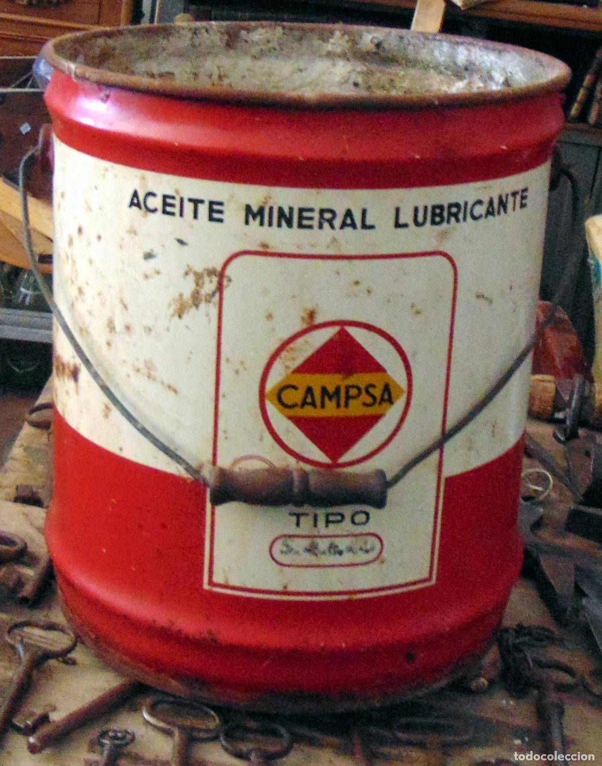Cajas y cajitas met&aacute;licas: GRAN LATA DE ACEITE DE MOTOR,CAMPSA MINERAL LUBRICANTE. 25 LITROS