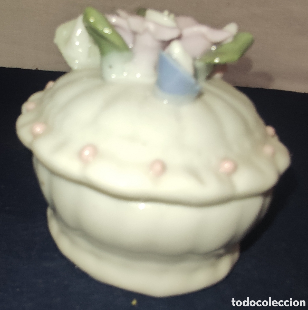 Cajas y cajitas met&aacute;licas: Cajita joyero de porcelana