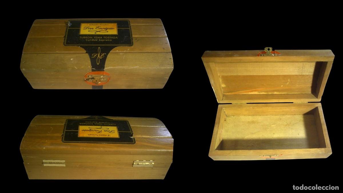 Cajas y cajitas met&aacute;licas: CAJA MADERA ARTESANAL &middot; TAPA ABOMBADA &middot; BISAGRAS DORADAS &middot; INTERIOR NATURAL &middot; MULTIUSOS