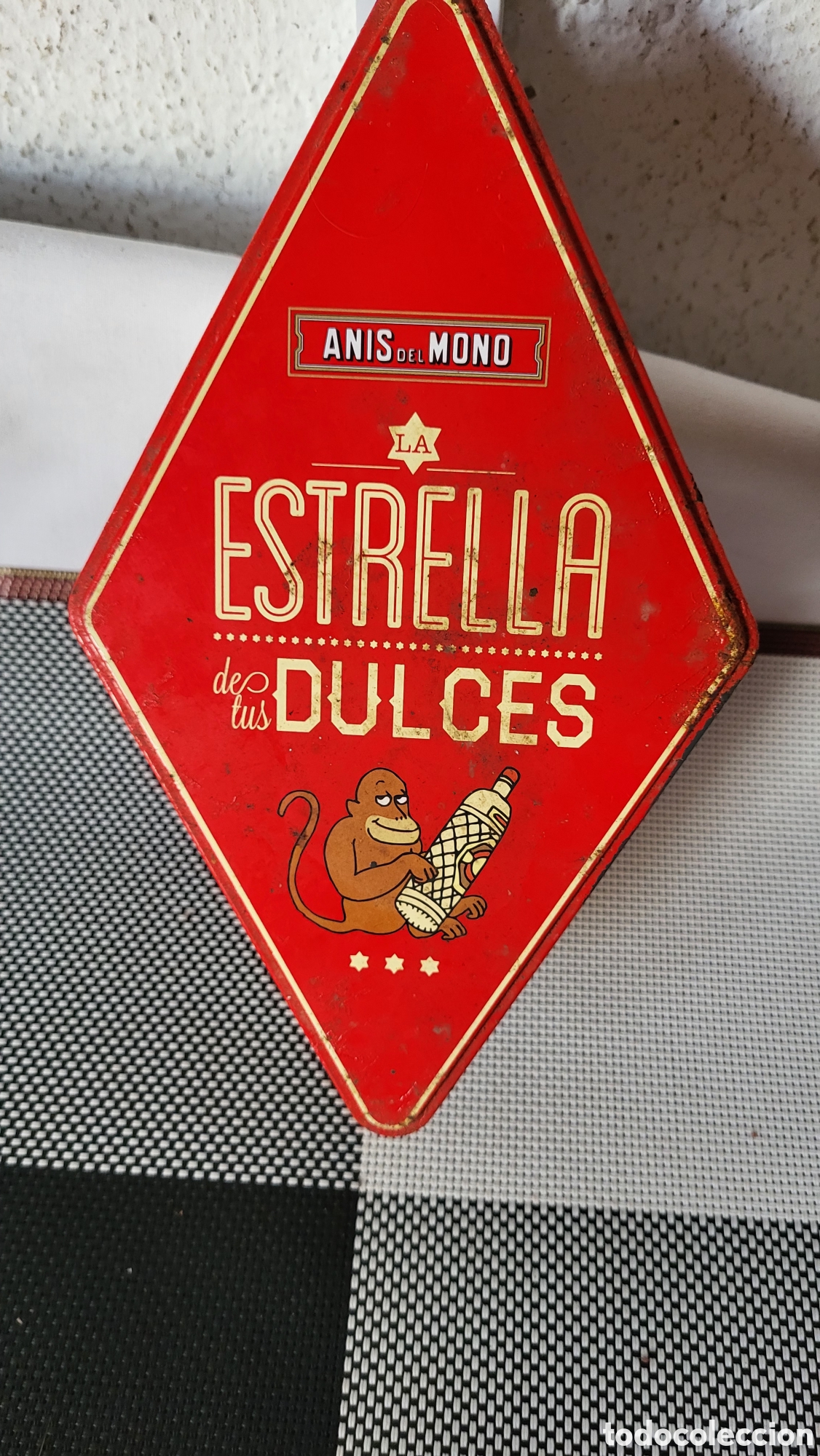 Cajas y cajitas met&aacute;licas: Antigua caja met&aacute;lica Estrella de los dulces