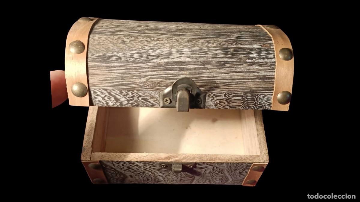 Casse e cassette metalliche: ARC&Oacute;N COFRE DE MADERA MACIZA - TAPA ABOVEDADA - CIERRE DE PALANCA - A&Ntilde;OS 90