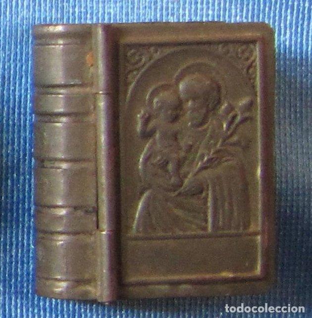 Cajas y cajitas met&aacute;licas: CAJA MET&Aacute;LICA EN FORMA DE LIBRO CON SAN CRISTOBAL, CREO.