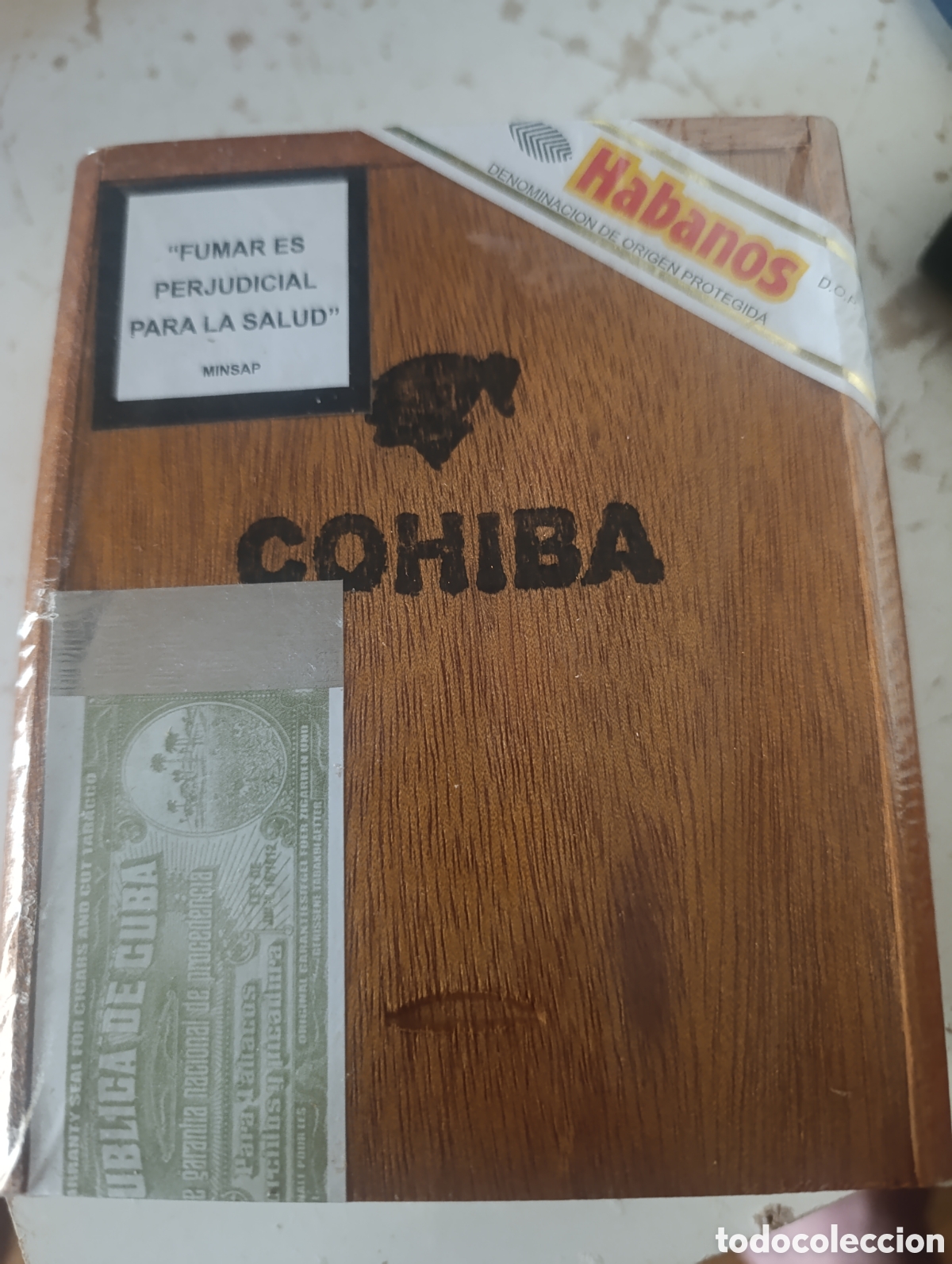 Cajas y cajitas met&aacute;licas: Caja precintada puros cohiba