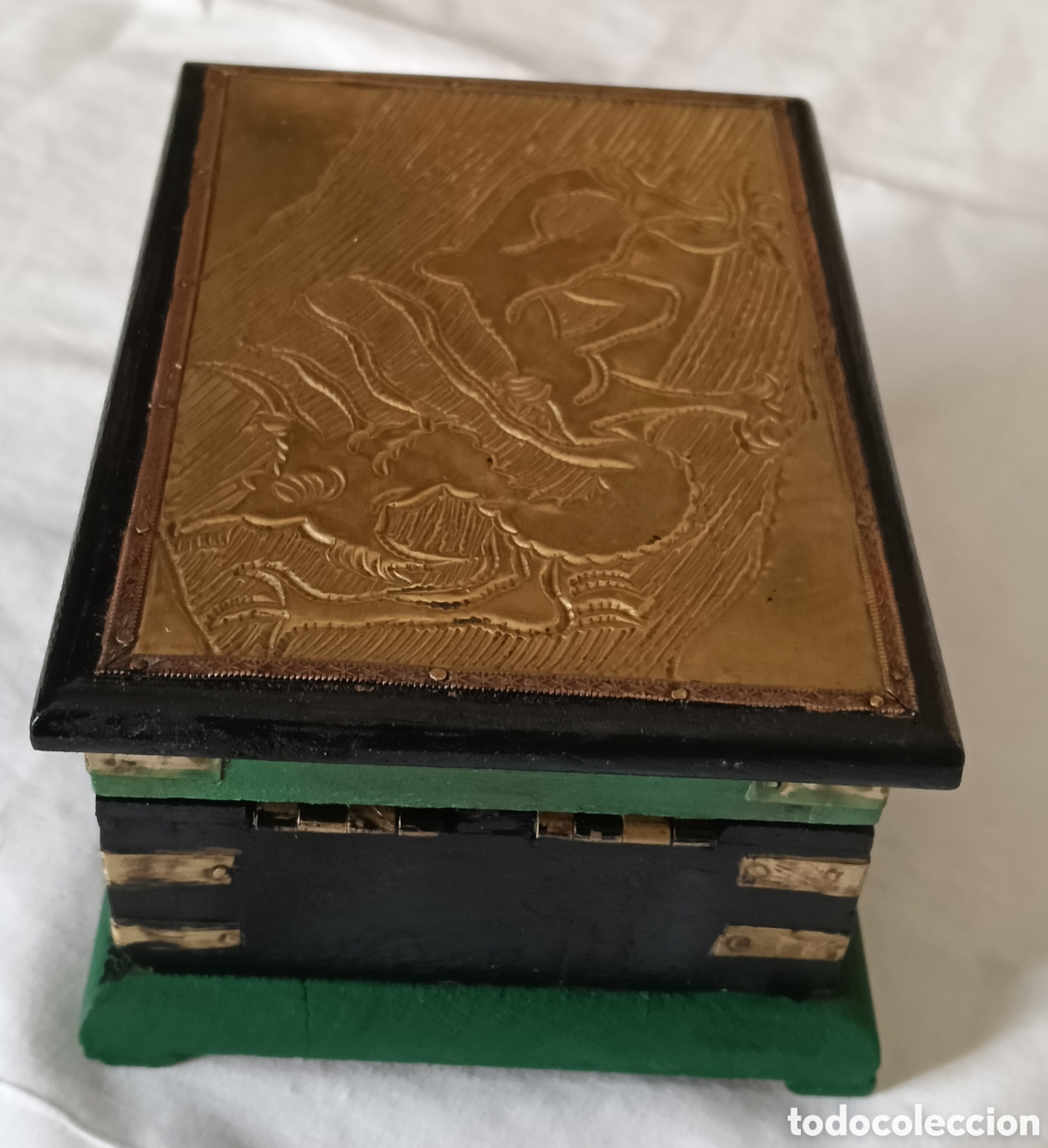 Cajas y cajitas met&aacute;licas: Caja de madera con tapa de cobre - Foto 3