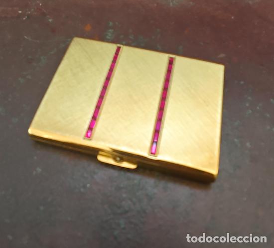 Cajas y cajitas met&aacute;licas: PEQUE&Ntilde;A POLVERA EN METAL