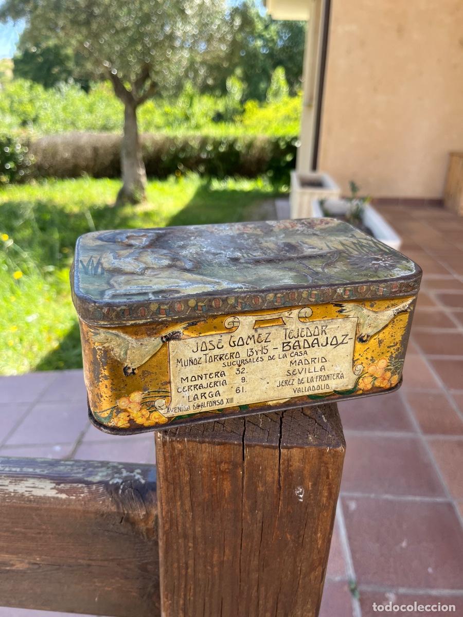 Cajas y cajitas met&aacute;licas: Caf&eacute; La Estrella, caja met&aacute;lica, Jos&eacute; G&oacute;mez Tejedor
