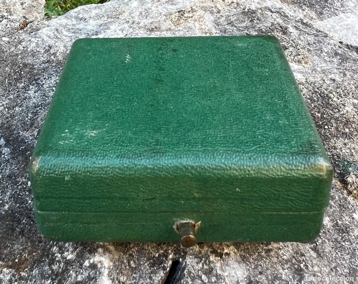Cajas y cajitas met&aacute;licas: Antiguo estuche, caja o cajita de joyer&iacute;a Salamanca - Santander