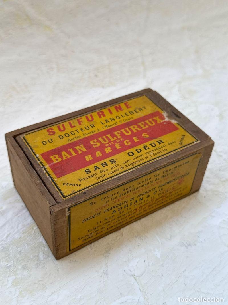 Cajas y cajitas met&aacute;licas: Caja de medicamento Sulfurine estuche madera decorativo de farmacia