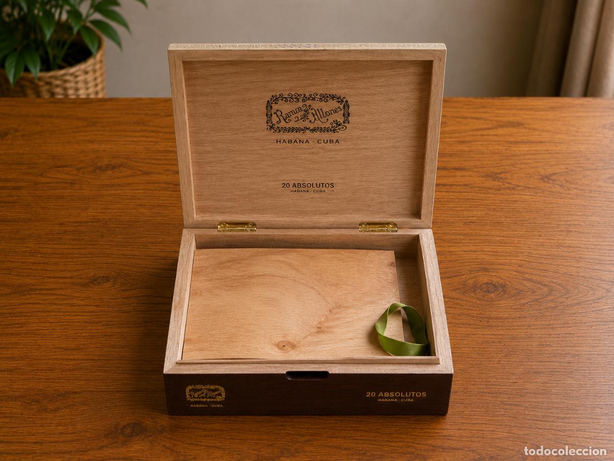 Cajas y cajitas met&aacute;licas: Caja humidor Puros,vac&iacute;a, de Habanos Ram&oacute;n Allones