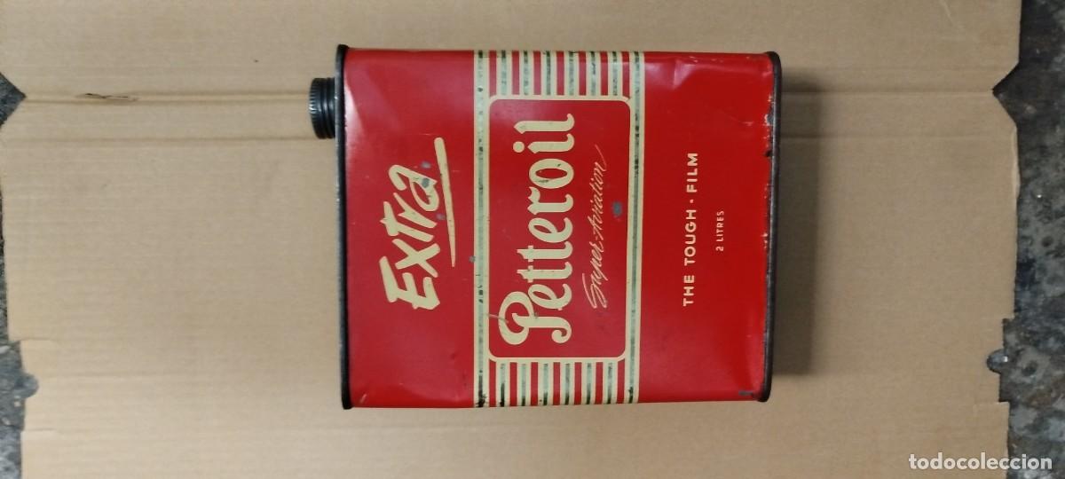Cajas y cajitas met&aacute;licas: Antigua lata aceite aviones Petteroil 2L