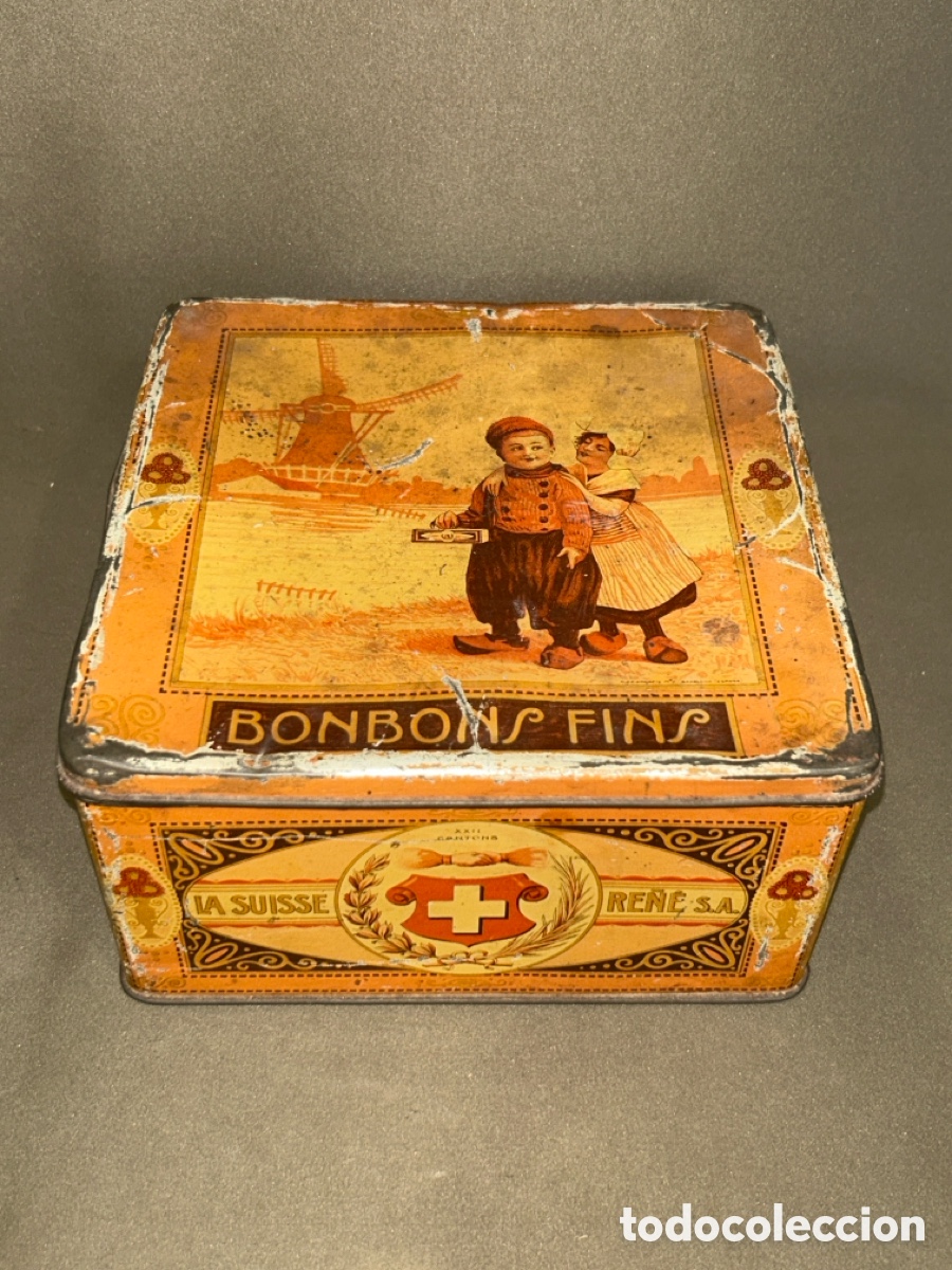 Cajas y cajitas met&aacute;licas: MUY ANTIGUA CAJA DE BONBONS FINS.- LA SUISSE.- XXII CANTONS.- RE&Ntilde;&Eacute;, S.A.