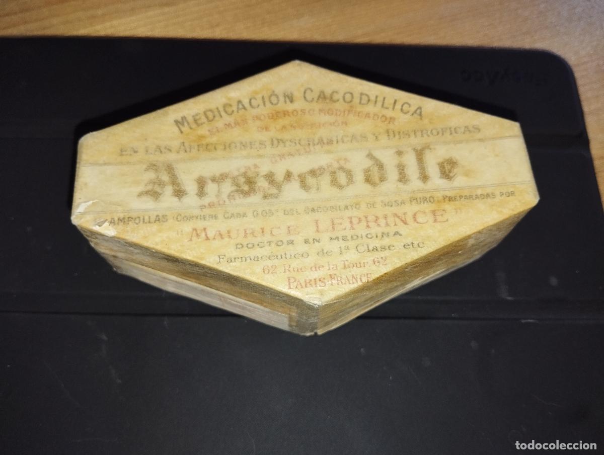 Cajas y cajitas met&aacute;licas: CAJA DE FARMACIA ARSYCODILE MAURICE LEPRINCE // SIN DESPRECINTAR A&Ntilde;OS 20