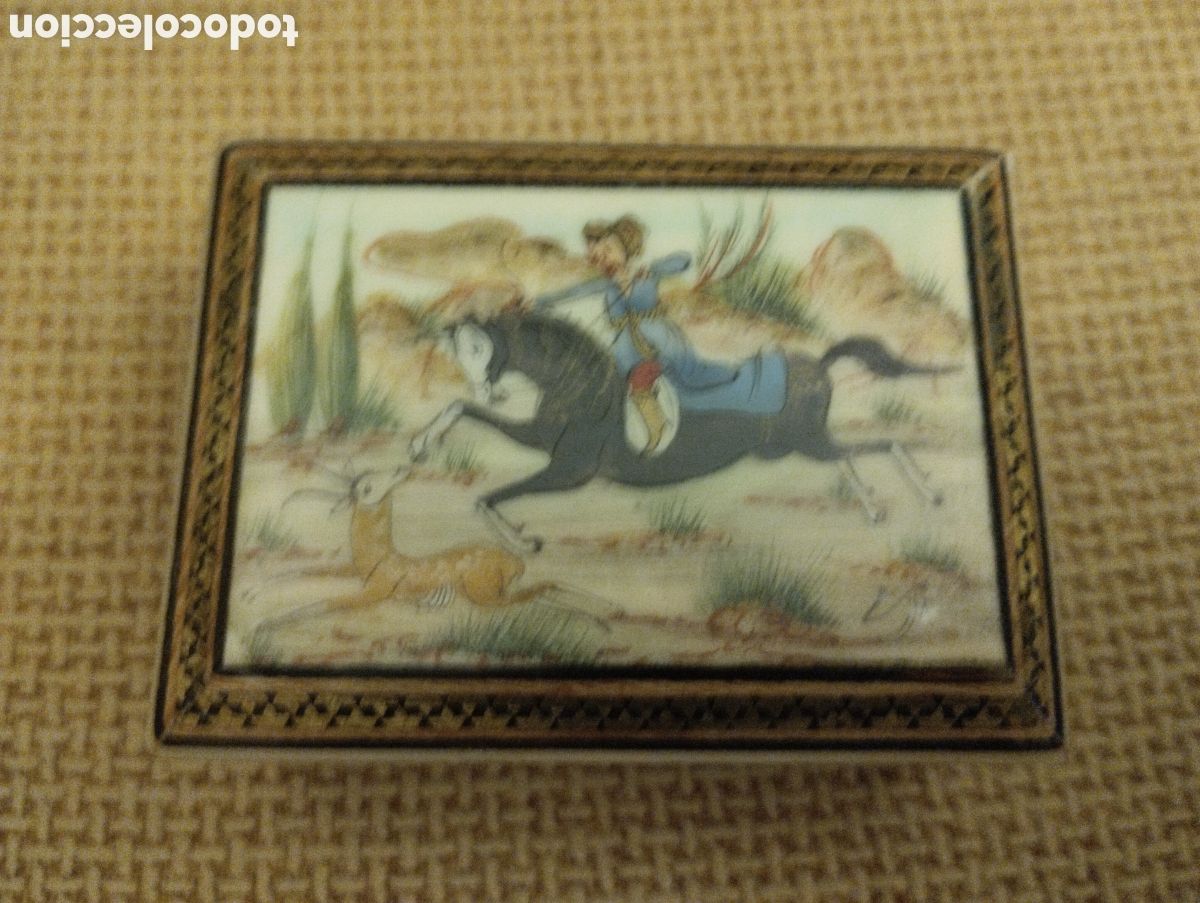 Cajas y cajitas met&aacute;licas: Preciosa caja peque&ntilde;a marqueter&iacute;a