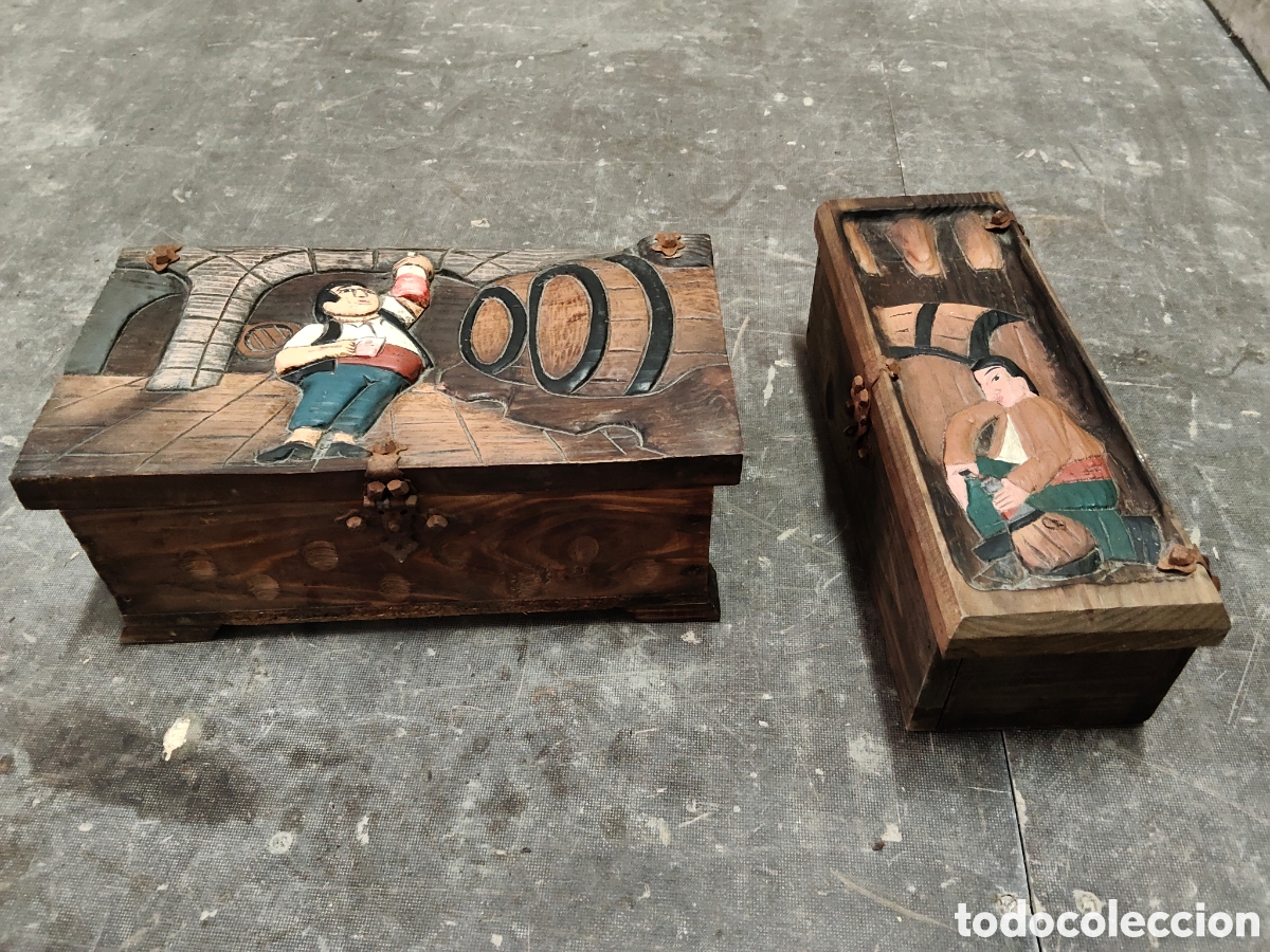 Cajas y cajitas met&aacute;licas: Pareja de cajas de madera para botellas de vino tapa relieve hecha a mano coloreada