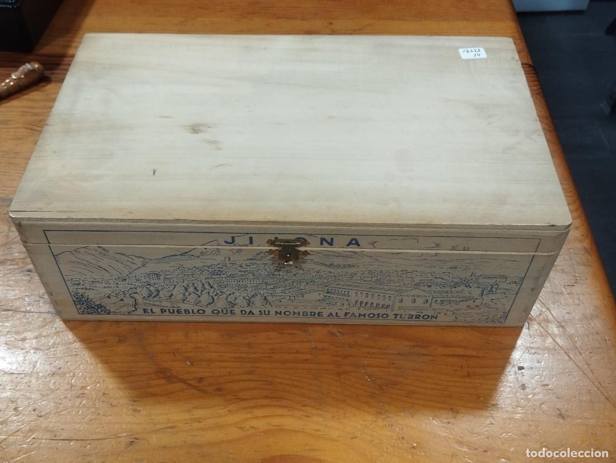 Cajas y cajitas met&aacute;licas: CAJA DE MADERA TURR&Oacute;N JIJONA.
