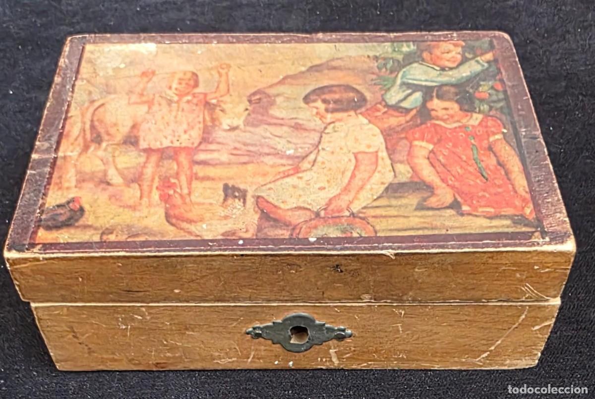 Cajas y cajitas met&aacute;licas: Caja Joyero de Madera Vintage con Escena Infantil Decoupage &ndash; Caja Decorativa con Cierre Met&aacute;lico