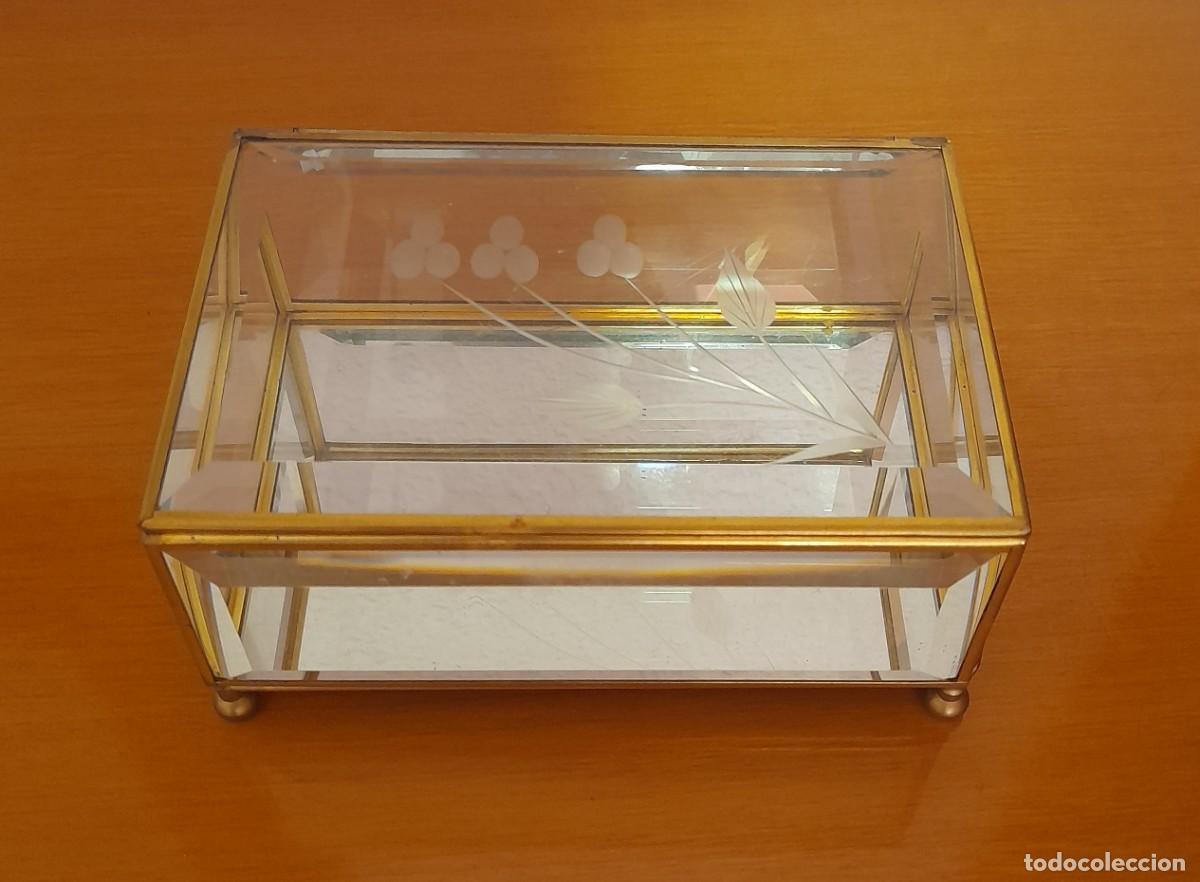 Cajas y cajitas met&aacute;licas: CAJA JOYERO DE CRISTAL Y LATON DORADO A&Ntilde;OS 50
