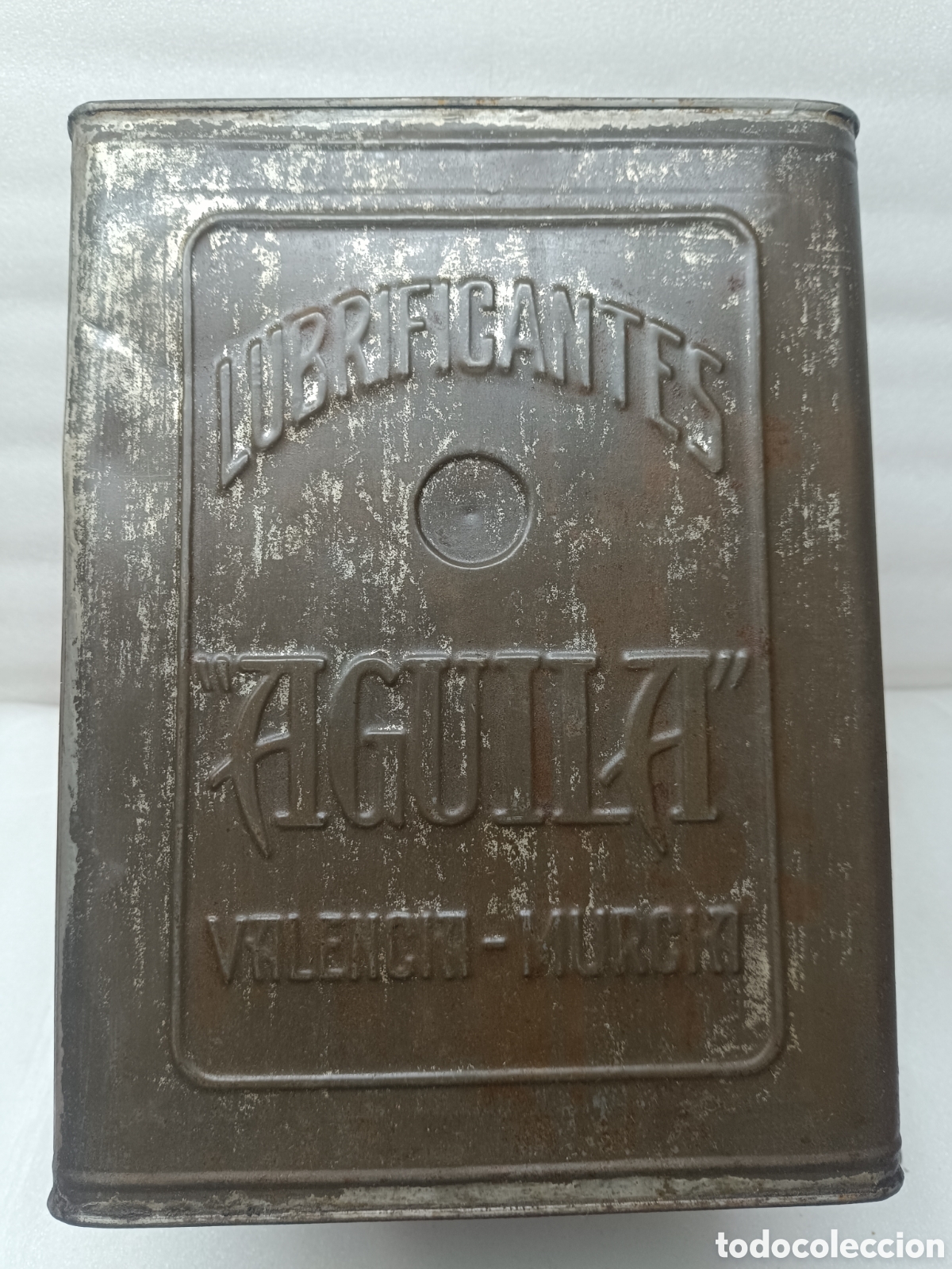 Cajas y cajitas met&aacute;licas: ANTIGUA LATA DE LUBRICANTES.MARCA AGUILA.VALENCIA MURCIA.GRAN TAMA&Ntilde;O.28X38 CM.