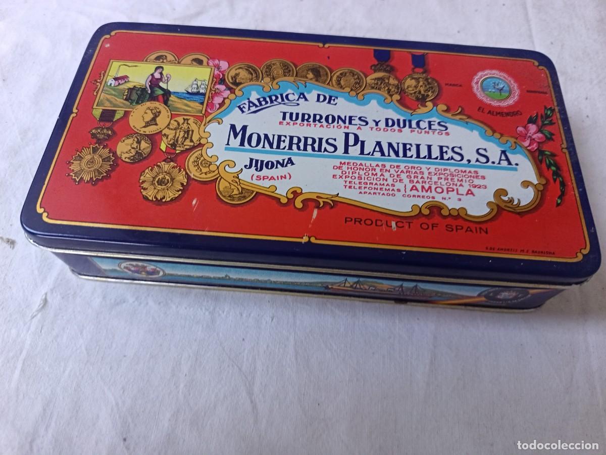 Cajas y cajitas met&aacute;licas: Caja de lata litografiada, de Turrones y Dulces, Monerris Planelles, Jijona, vac&iacute;a