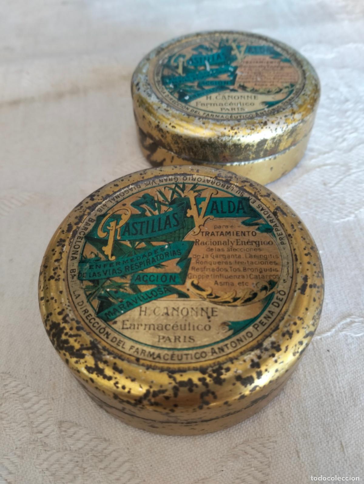 Bo&icirc;tes et petites bo&icirc;tes m&eacute;talliques: 2 cajas de metal latas cajitas antiguas Pastillas Valda H Canonne paris Antonio Pena Deo