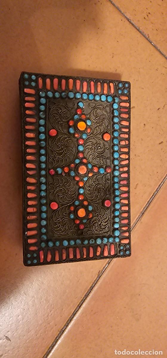 Cajas y cajitas met&aacute;licas: Preciosa caja nepal tibet con coral y turquesa