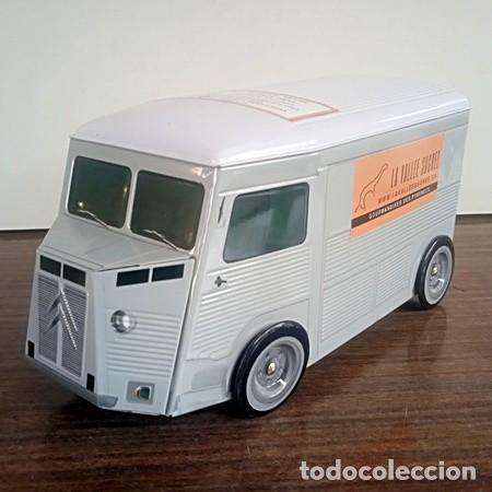 Casse e cassette metalliche: Caja de galletas de Citro&euml;n HY Van