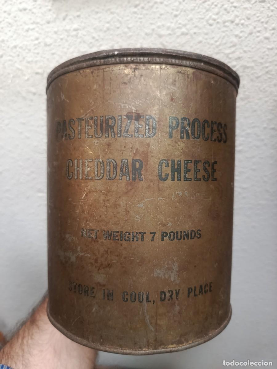 Cajas y cajitas met&aacute;licas: Lata de queso Cheddar,Plan Marshall (1948-52).