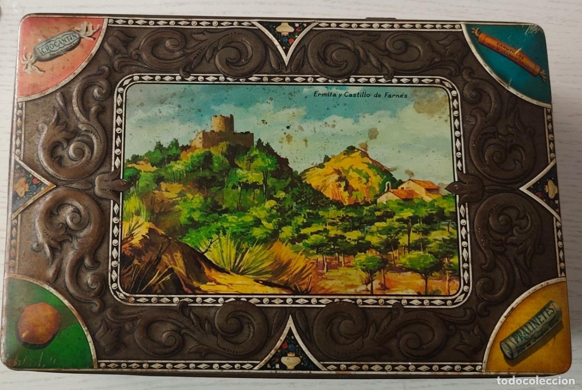 Cajas y cajitas met&aacute;licas: ANTIGUA CAJA MET&Aacute;LICA VAC&Iacute;A DE DULCES ''HIJO DE JOAQU&Iacute;N TRIAS'' &middot; Dibujo Ermita y castillo de Farn&eacute;s