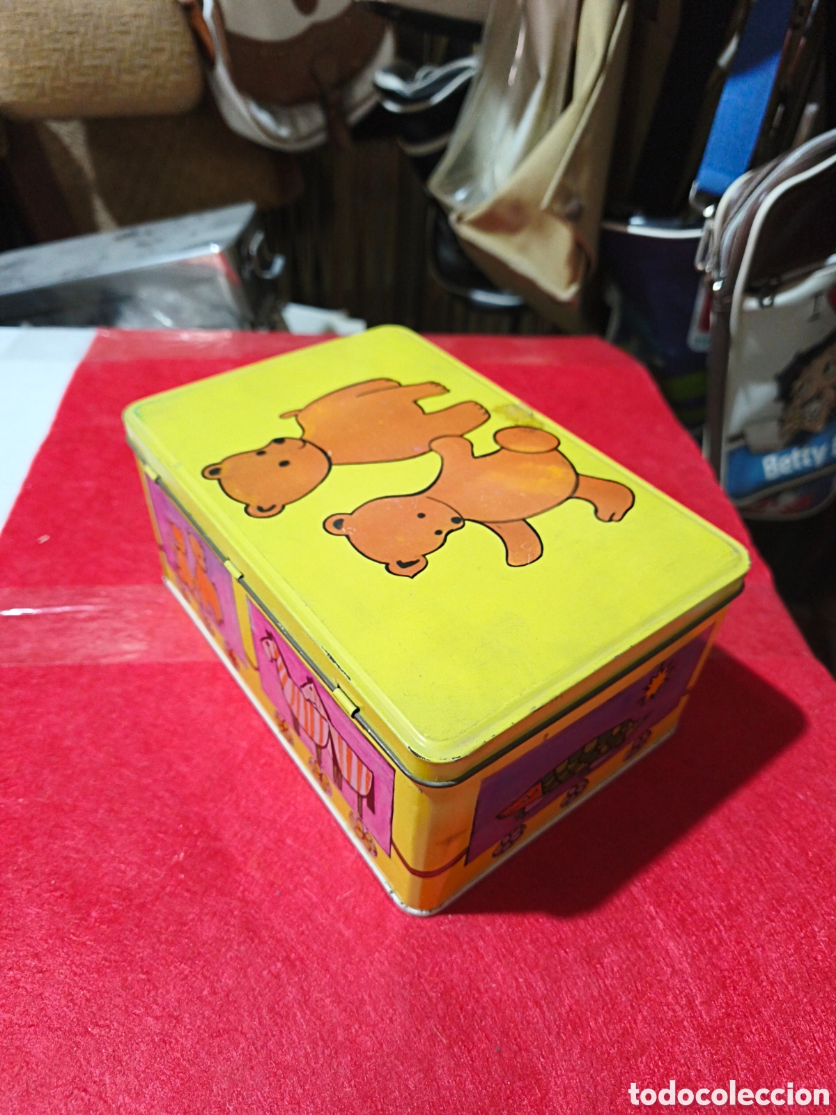 Cajas y cajitas met&aacute;licas: Original caja de cola cao Colacao con dibujos infantiles