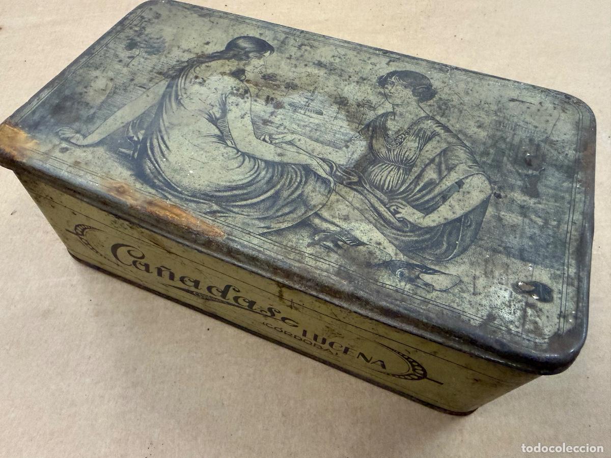 Cajas y cajitas met&aacute;licas: Antigua caja de hojalata DULCE DE MEMBRILLO, Confiteria Ca&ntilde;adas, Lucena, Cordoba. Mide 28x17x10cms