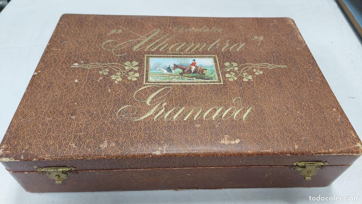 Cajas y cajitas met&aacute;licas: Antigua caja Chocolates Alhambra Granada