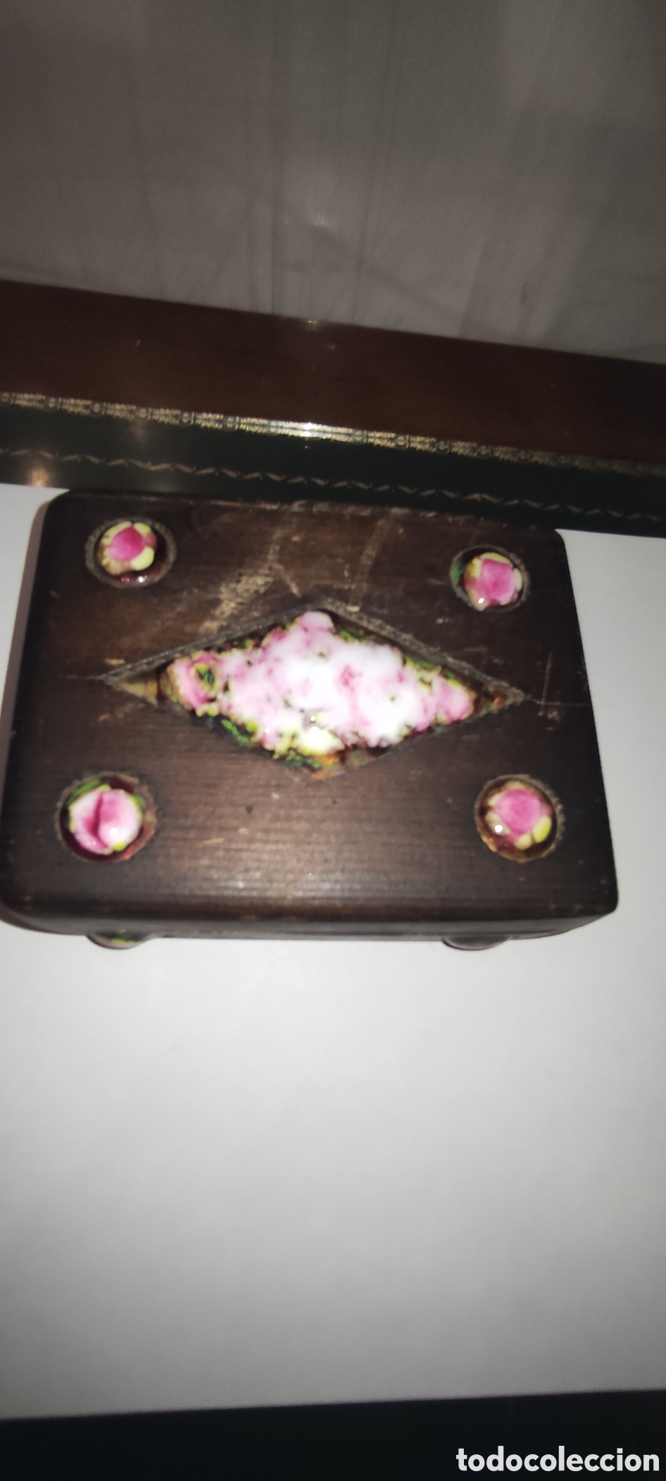 Cajas y cajitas met&aacute;licas: Caja de madera y porcelana - Foto 4