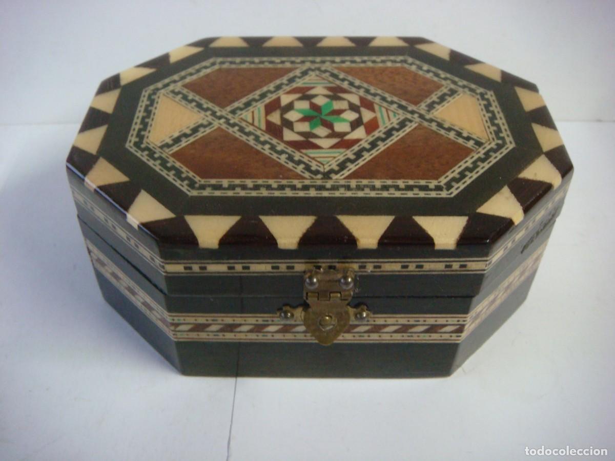 Cajas y cajitas met&aacute;licas: CAJITA JOYERO EN MADERA RECUERDO DE GRANADA HECHO A MANO-CAJ-G-N&ordm;-26
