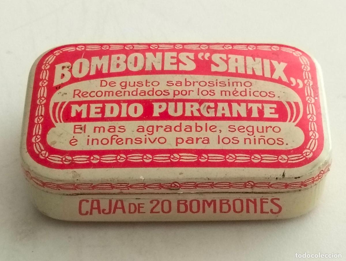 Cajas y cajitas met&aacute;licas: CAJA METALICA LITOGRAFIADA, BOMBONES SANIX, MEDIO PURGANTE, MEDIDAS 7 X 4,5 X 2 CM