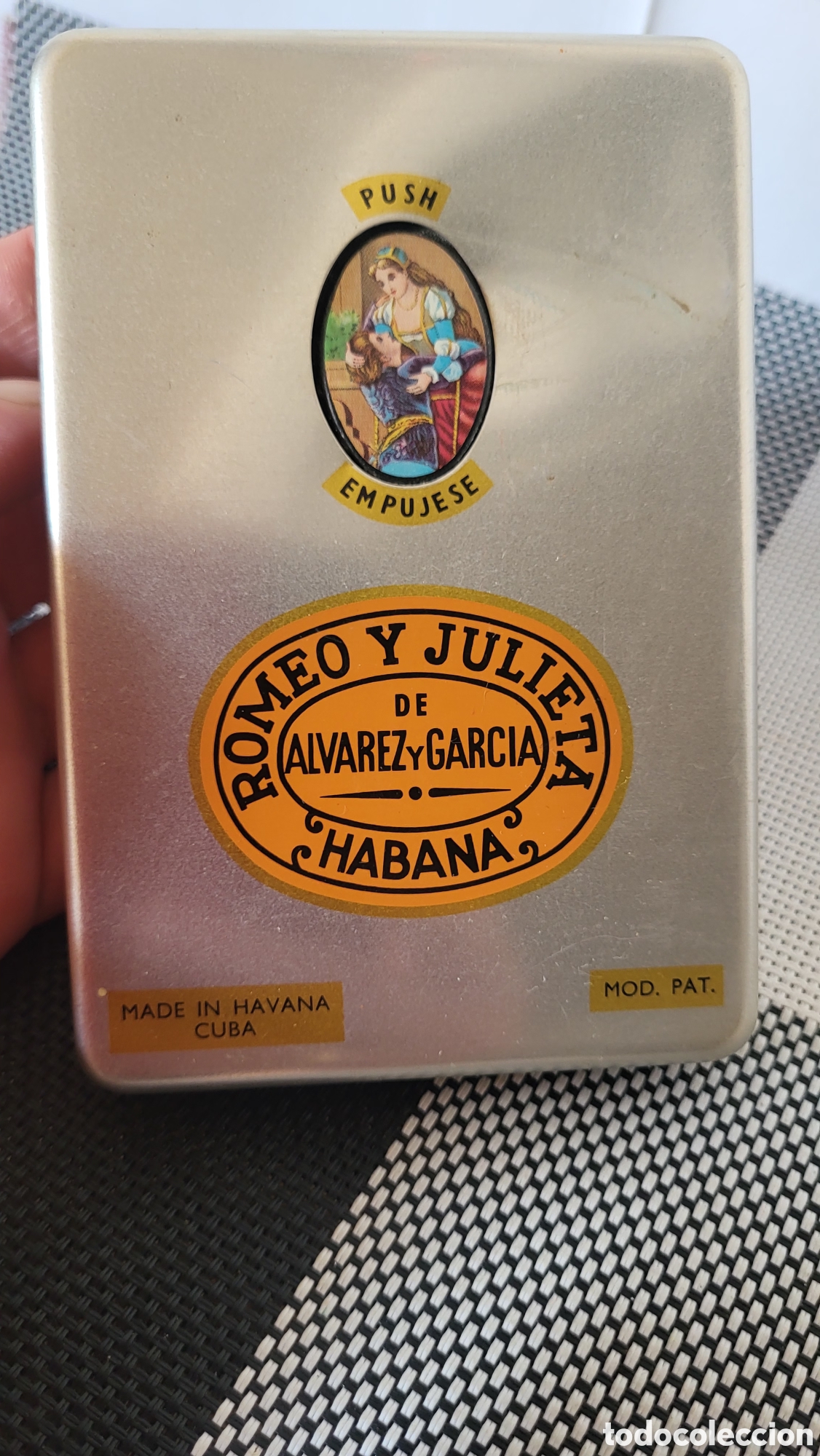 Cajas y cajitas met&aacute;licas: Caja antigua puros aluminio