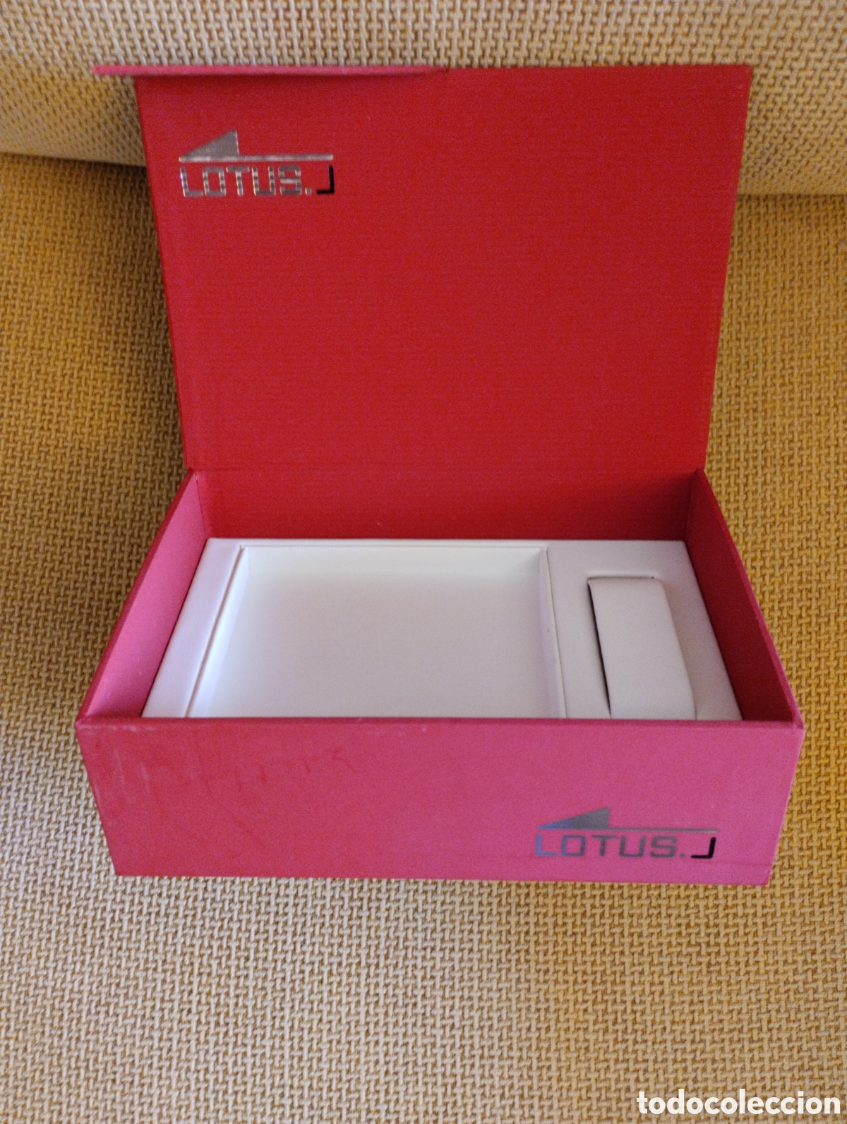 Cajas y cajitas met&aacute;licas: Caja vac&iacute;a reloj Lotus