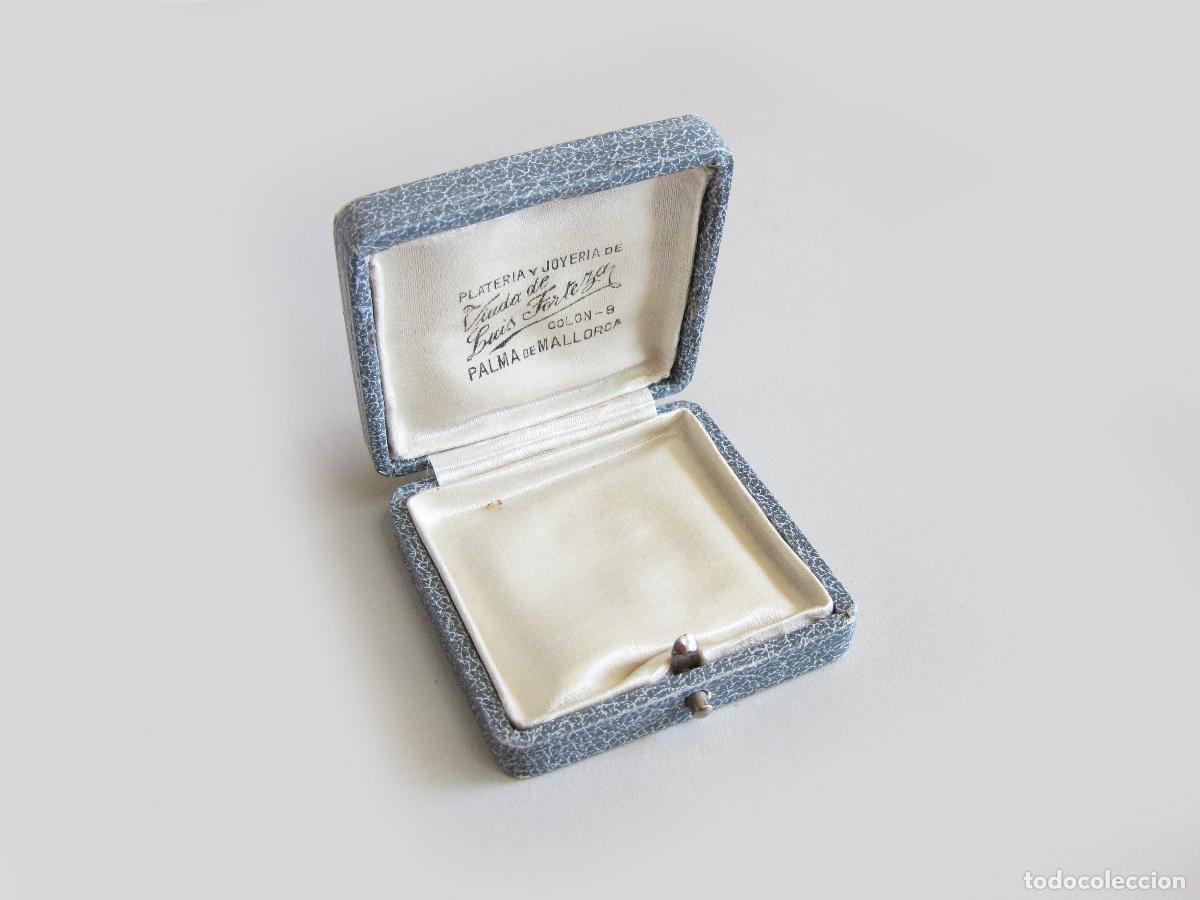 Cajas y cajitas met&aacute;licas: CAJA DE LA PLATER&Iacute;A Y JOYER&Iacute;A DE LA VIUDA DE LUIS FORTEZA. PALMA DE MALLORCA. A&Ntilde;OS 50.