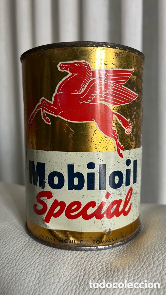 Cajas y cajitas met&aacute;licas: ANTIGUA LATA MOBILOIL LLENA