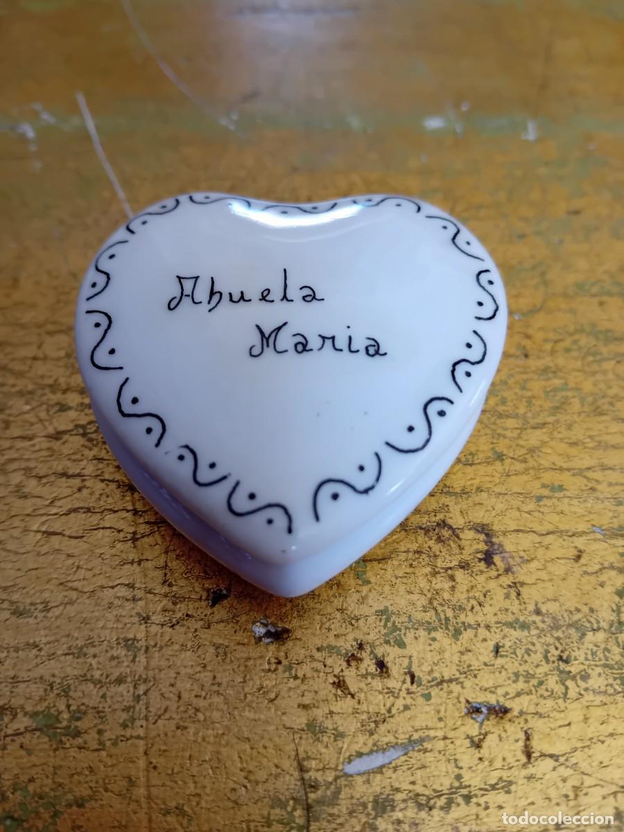 Blechdosen und Kisten: Pastillero con inscripci&oacute;n abuela Mar&iacute;a de porcelana PB