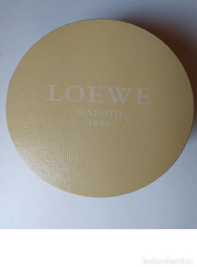 Cajas y cajitas met&aacute;licas: Caja Loewe redonda Madrid 1846 , 22cm di&aacute;metro, perfecta