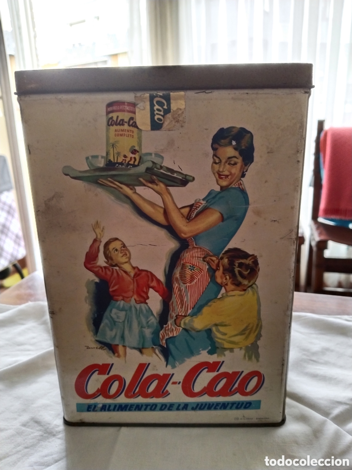 Cajas y cajitas met&aacute;licas: Lata Caf&eacute; de la serie Lunares de Cola-Cao