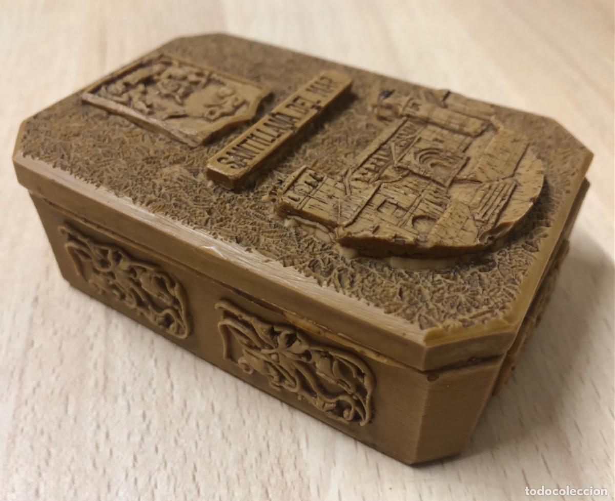 Cajas y cajitas met&aacute;licas: ANTIG&Uuml;A CAJITA , SANTILLANA DEL MAR