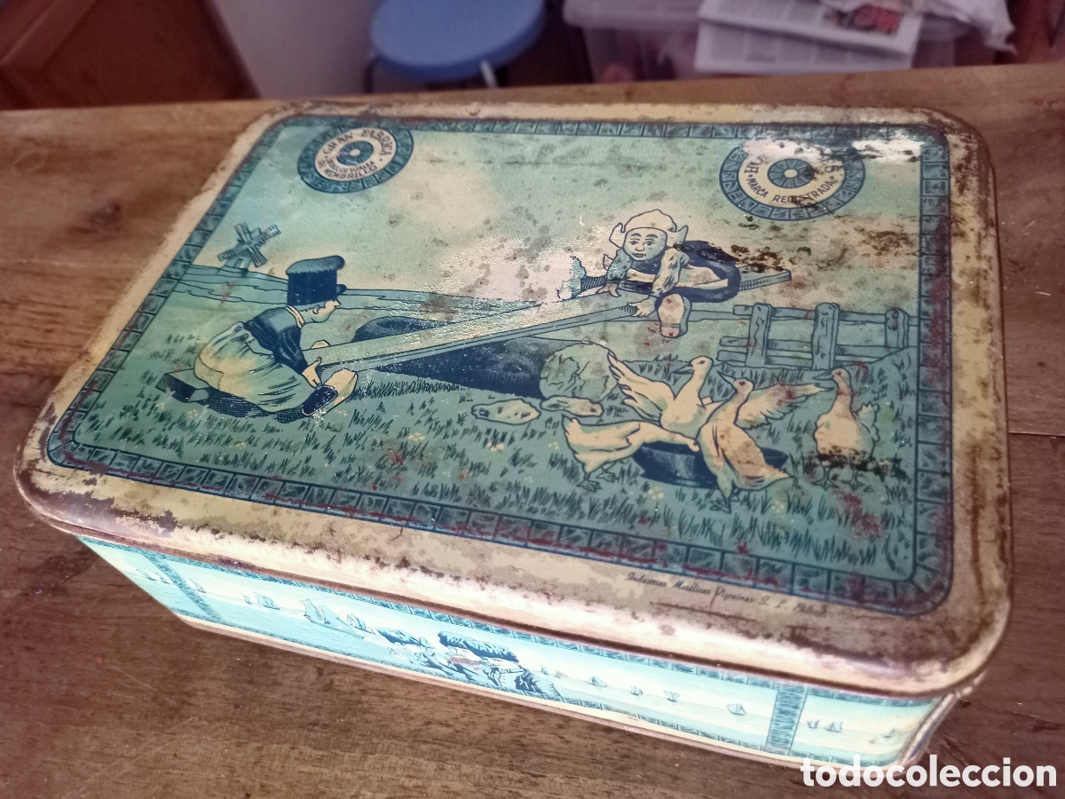 Cajas y cajitas met&aacute;licas: Lata Jos&eacute; Rodr&iacute;guez Montero