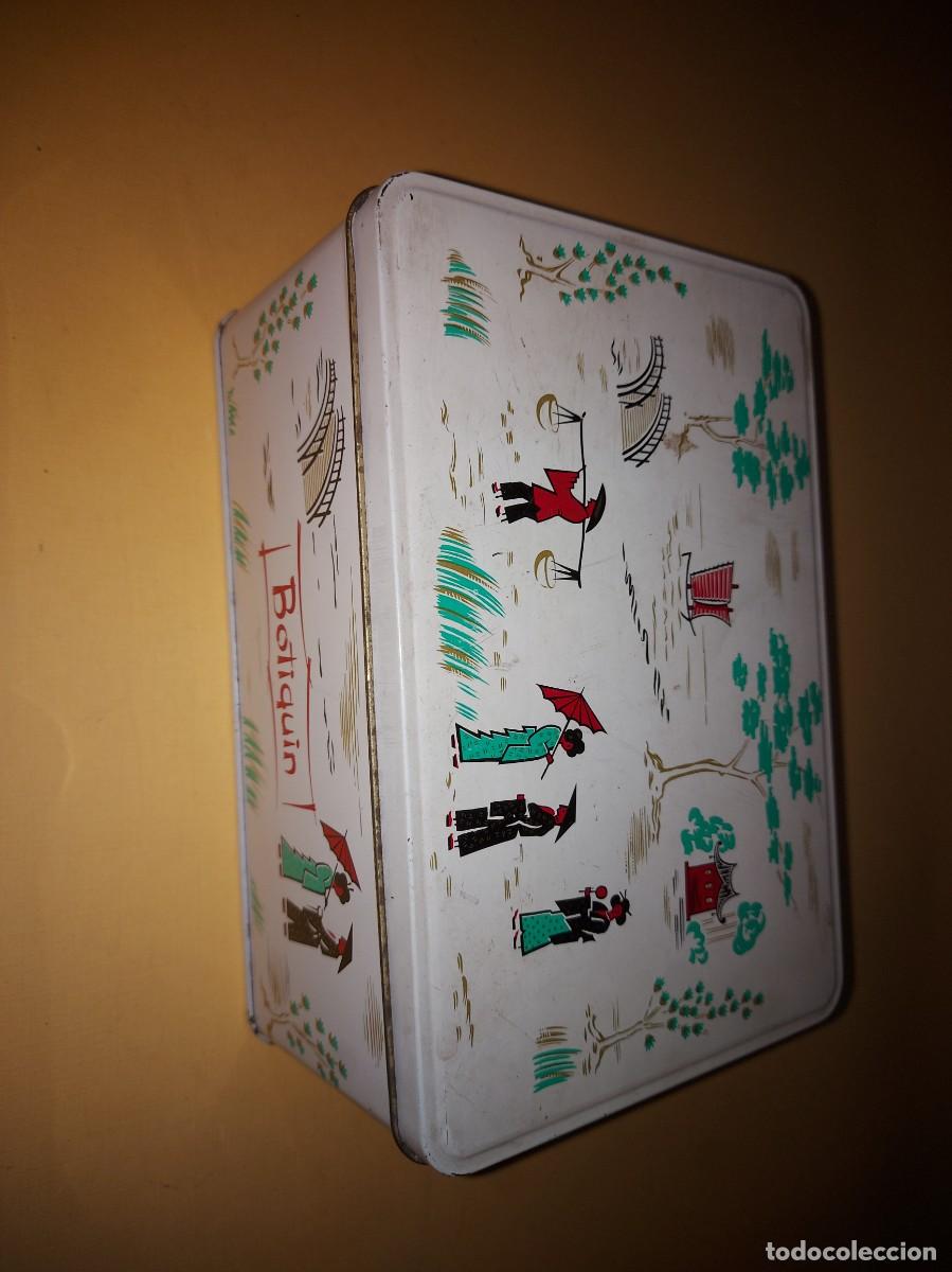 Cajas y cajitas met&aacute;licas: LATA DE COLA CAO , BOTIQUIN