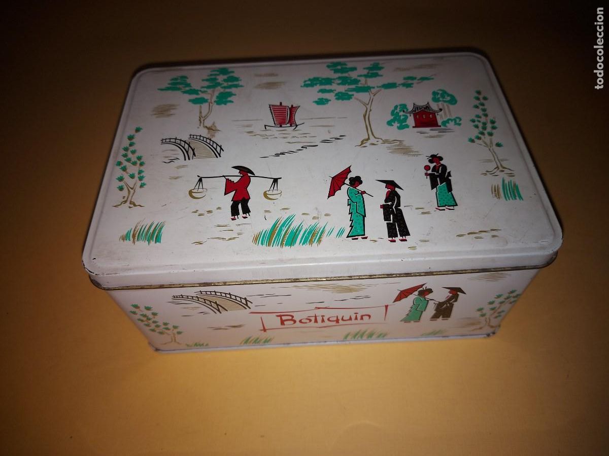 Cajas y cajitas met&aacute;licas: LATA DE COLA CAO , BOTIQUIN