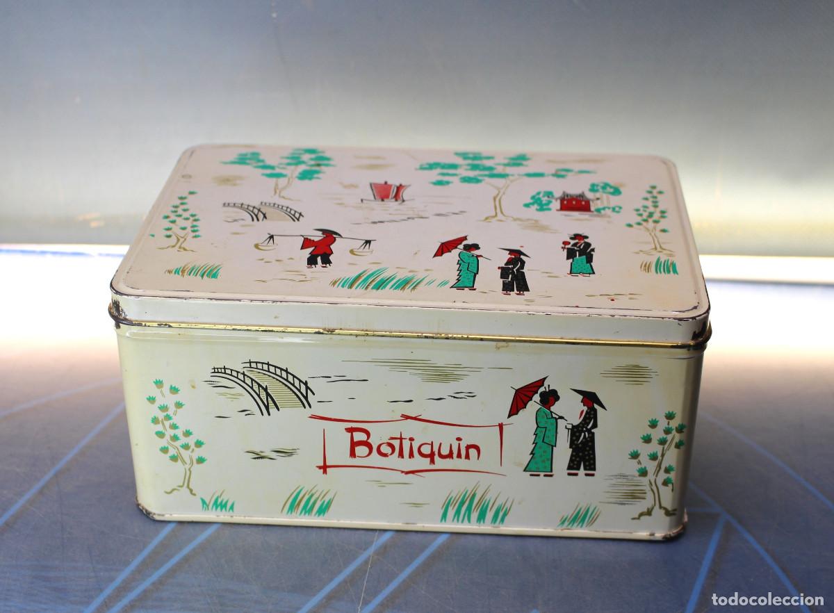Cajas y cajitas met&aacute;licas: Colacao: Caja met&aacute;lica serie China, oriental &ldquo;Botiqu&iacute;n&rdquo;. Blanca. A&ntilde;os 60.