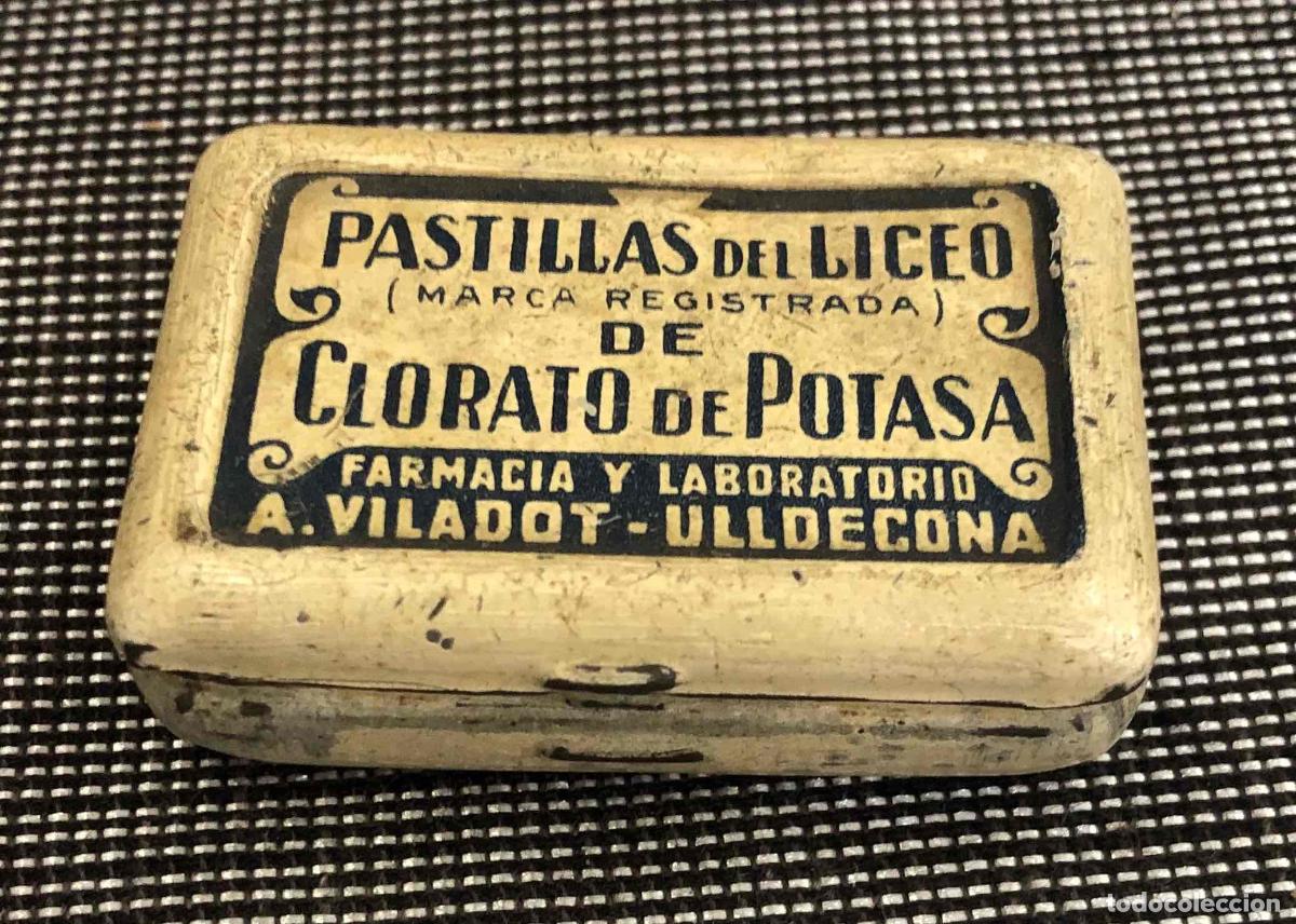 Cajas y cajitas met&aacute;licas: CAJA METALICA PUBLICITARIA PASTILLAS DEL LICEO DE CLORATO DE POTASA. A. VILADOT, ULLDECONA