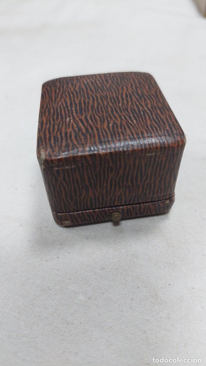 Cajas y cajitas met&aacute;licas: Antigua caja joyer&iacute;a para anillo