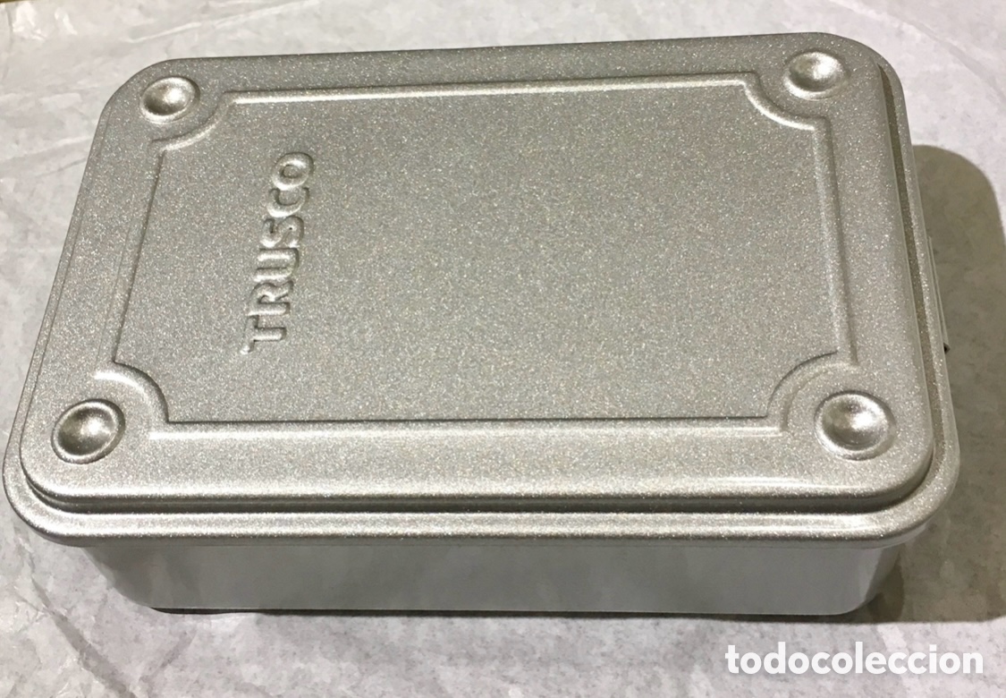 Cajas y cajitas met&aacute;licas: Caja met&aacute;lica. TRUSCO. Jap&oacute;n.